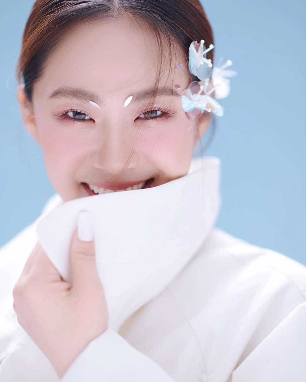 Tình yêu nhẹ nhàng trong Lời Bài Hát Lương Bích Hữu Cún Yêu