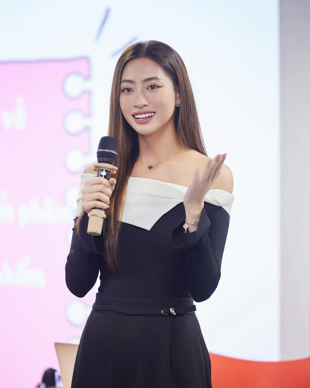 Hoa Hậu Thế Giới 2019 Lương Thùy Linh là niềm tự hào của Việt Nam