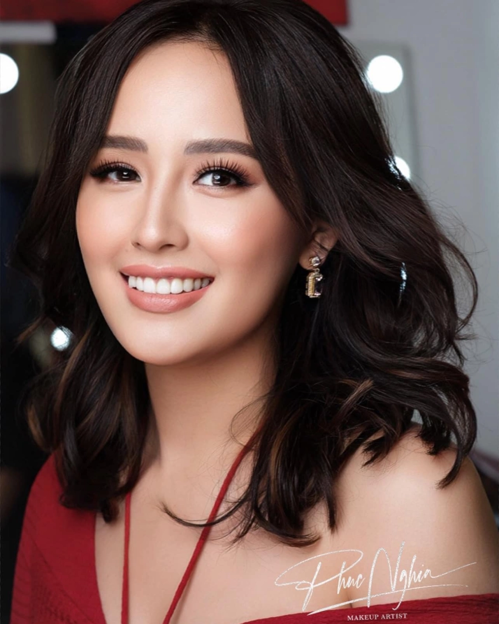 Thời khắc mai phương thuý đăng quang ghi dấu trong lòng người hâm mộ