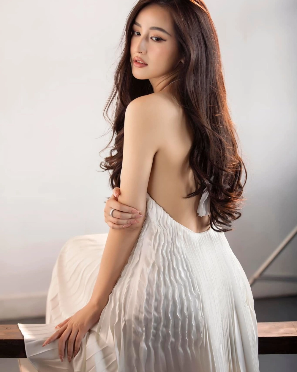 Những ảnh nóng hoa hậu mai phương thúy khiến người hâm mộ không thể ngừng theo dõi
