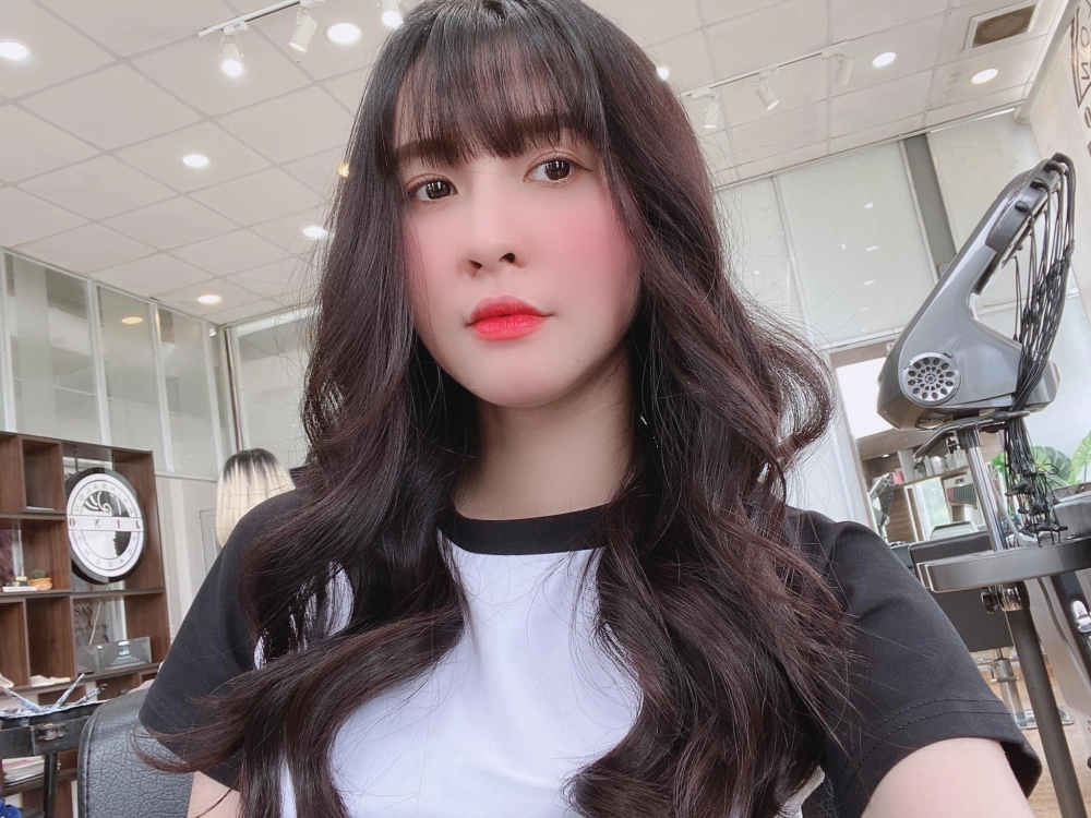 Cháy hết mình cùng chất giọng cá tính của Ngân sát thủ rap