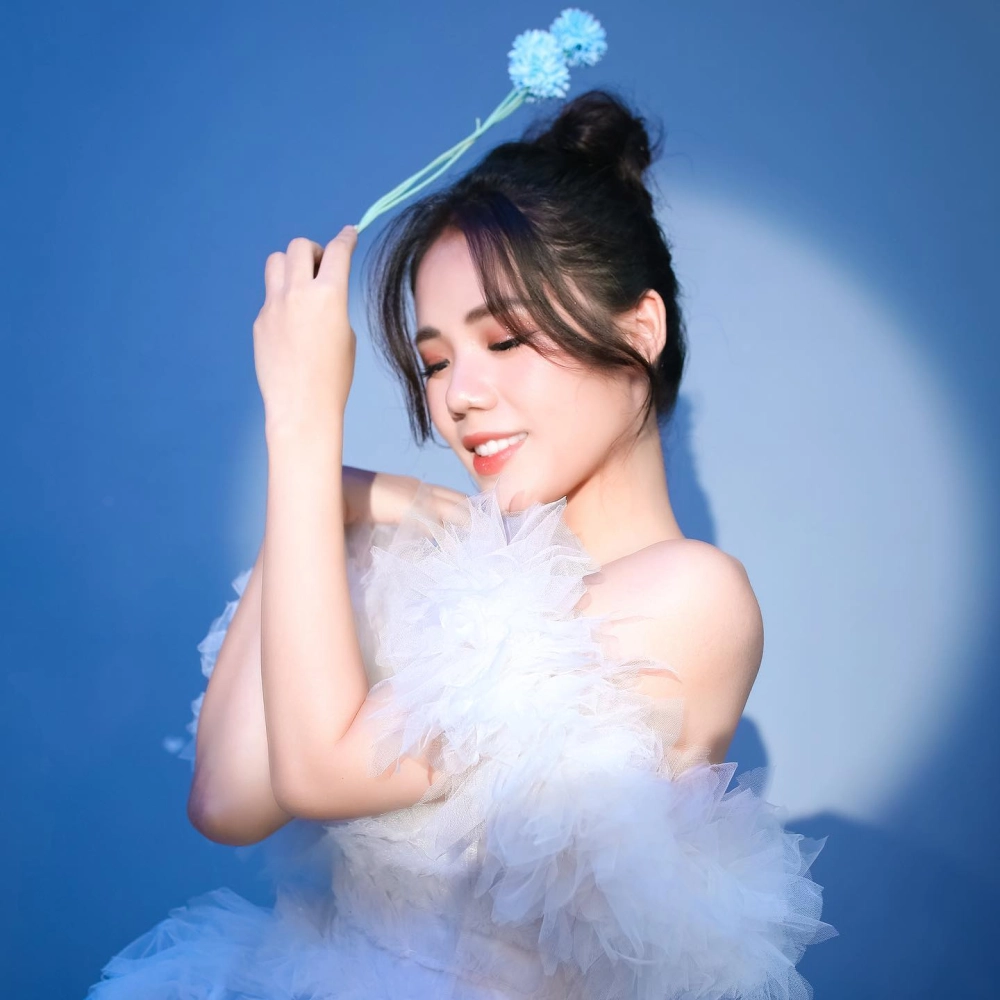 Gai sexy trung quoc đốt cháy ánh nhìn với vẻ đẹp quyến rũ