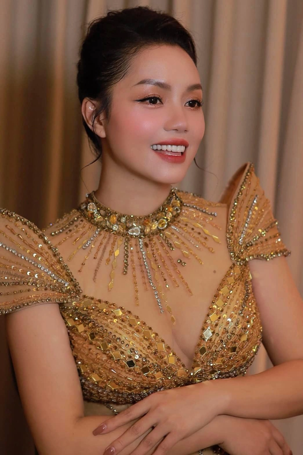 Cô nguyễn ngọc anh với phong cách nhẹ nhàng, dễ gần và đầy cá tính