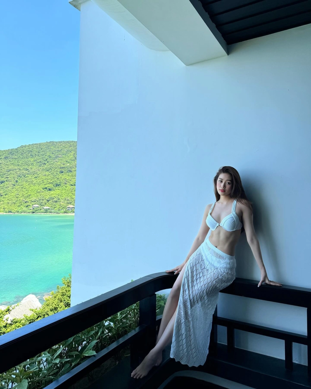 Nguyễn Trần Khánh Vân tuổi bao nhiêu? Cô sinh năm 1995, mang vẻ đẹp chín muồi và trí tuệ sắc sảo