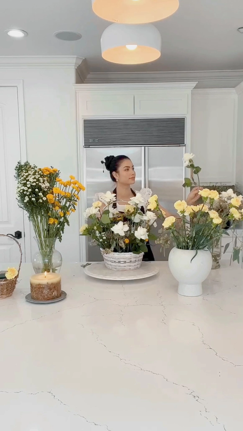 Ngắm nhìn hình ảnh Phạm Hương trong những bộ váy dạ hội lộng lẫy trên sân khấu sắc đẹp
