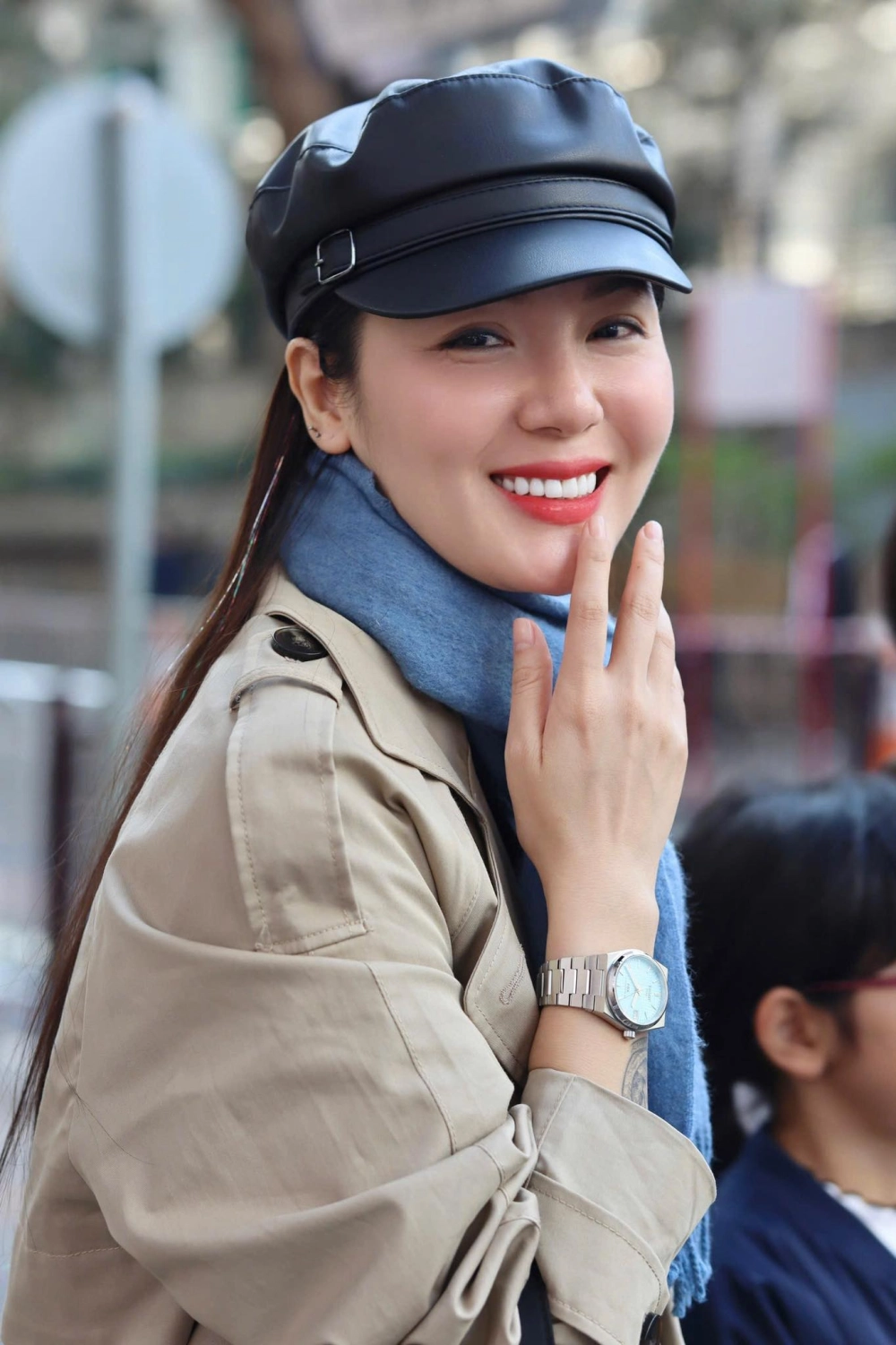 Khám phá hình ảnh Phương Linh lúc trẻ và hành trình âm nhạc đầy ấn tượng