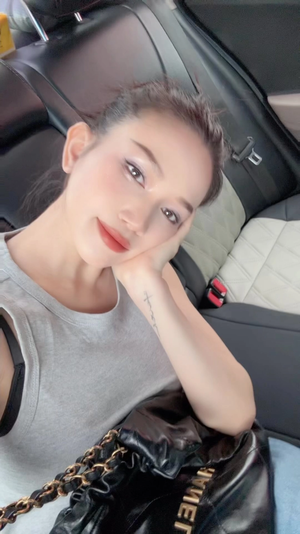 Ảnh avatar cô gái cute ngọt ngào và làm say lòng người xem