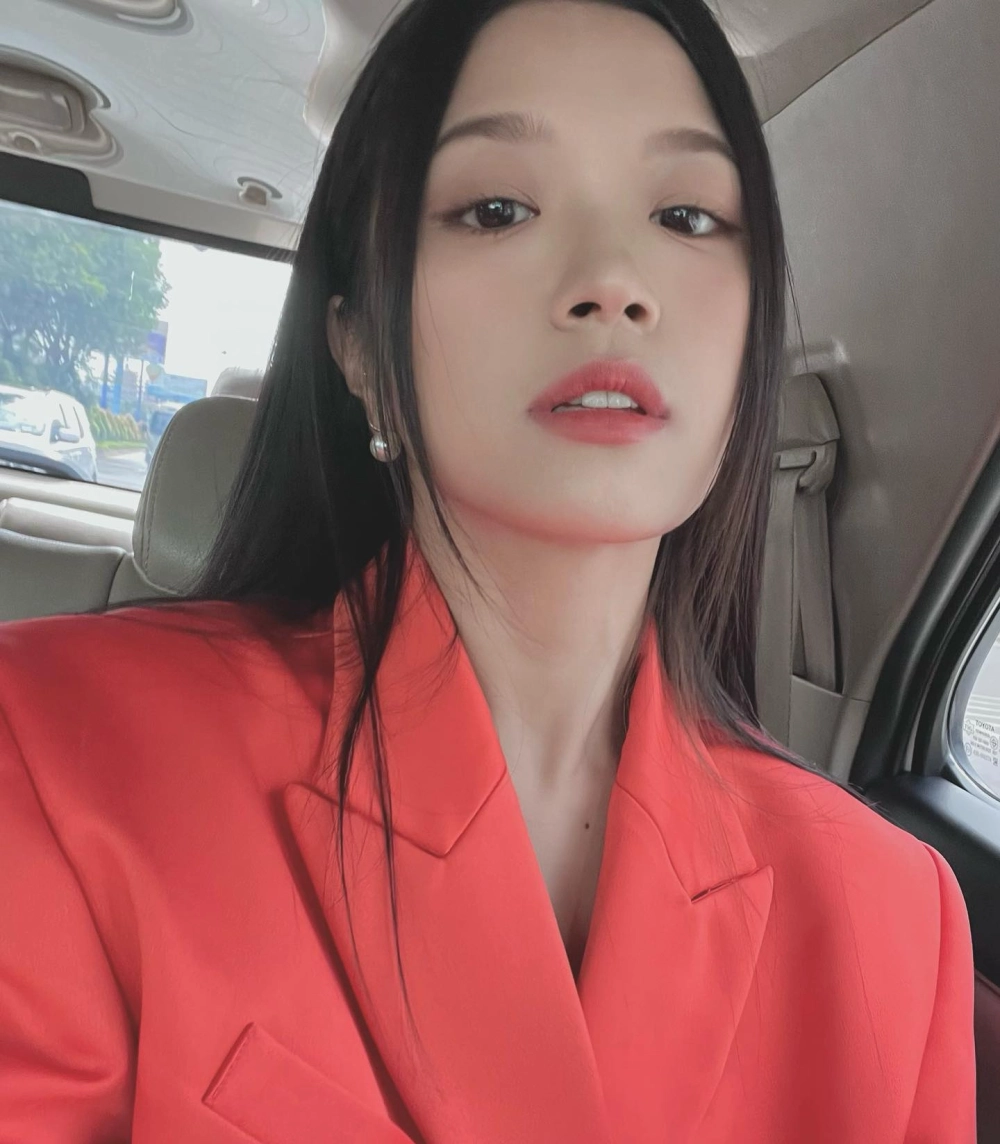 Netizen bàn tán sôi nổi về Suni Hạ Linh Drama