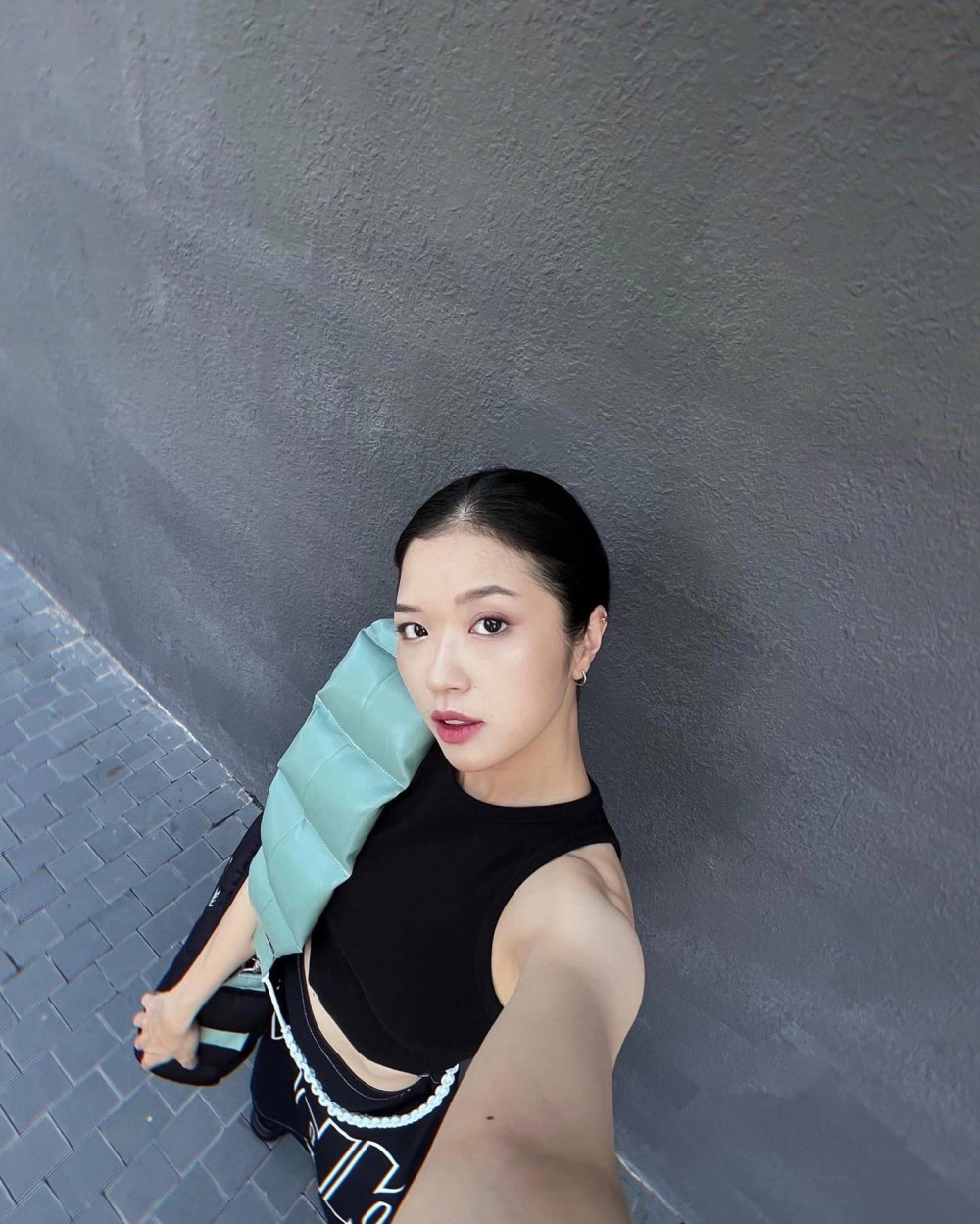 Thông tin thú vị về Suni Hạ Linh Trung Quốc gây chú ý