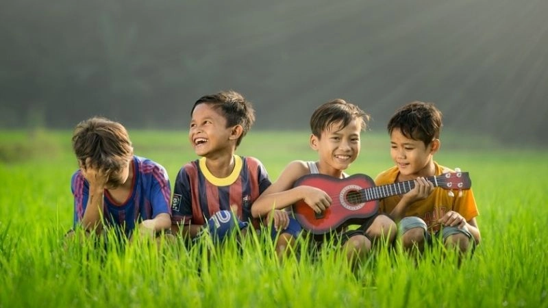 thơ hay cho bé ghi nhớ và nhận thức về cuộc sống
