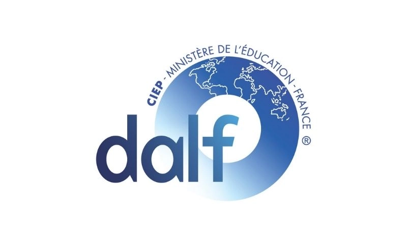 DALF (Diplôme Approfondi de Langue Française) mang tính nâng cao, dành cho những ai muốn chứng minh khả năng sử dụng Tiếng Pháp ở mức chuyên sâu