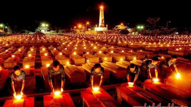 Bộ thơ tháng 7 tri ân các anh hùng liệt sĩ