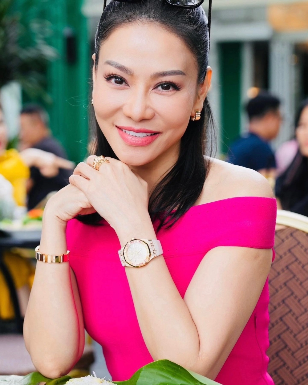 Hát theo từng giai điệu với bay thu minh lyric hấp dẫn