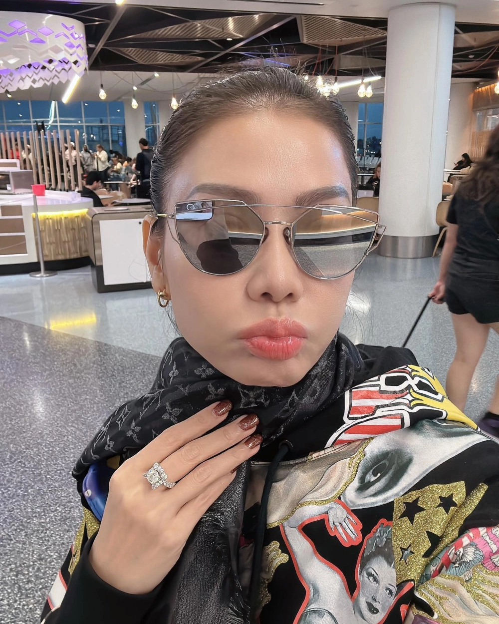 Chạm tới cảm xúc yêu thương qua nhớ anh thu minh