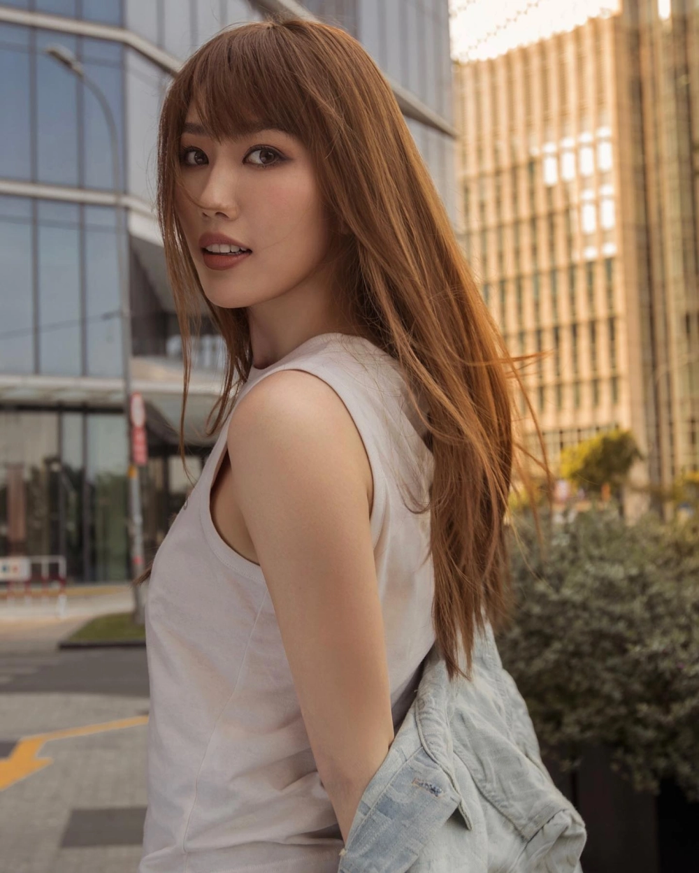 Tiểu sử của Thúy Ngân