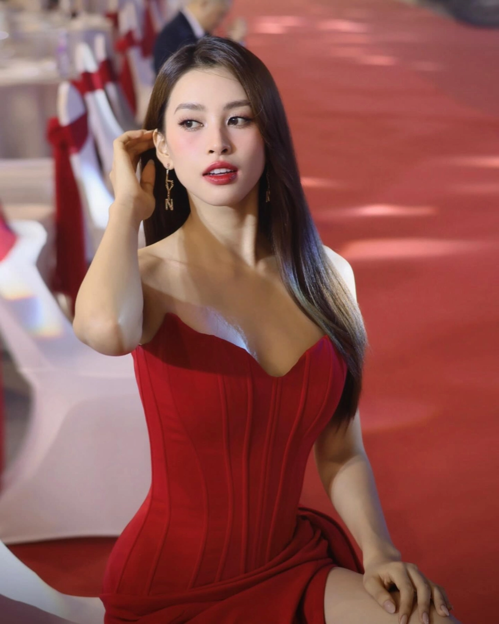 Trần Tiểu Vy Miss World 2018 là đại diện xuất sắc của Việt Nam tại đấu trường sắc đẹp quốc tế