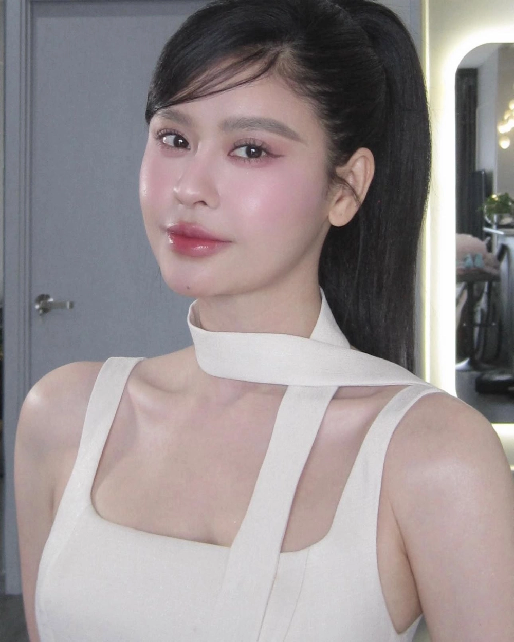 Tìm hiểu thêm về sự nghiệp và ca sĩ trương quỳnh anh sinh năm bao nhiêu