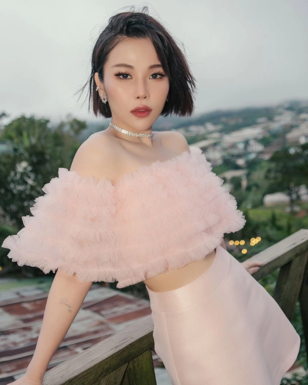 Hành trình chinh phục khán giả từ sân khấu trương thảo nhi the voice
