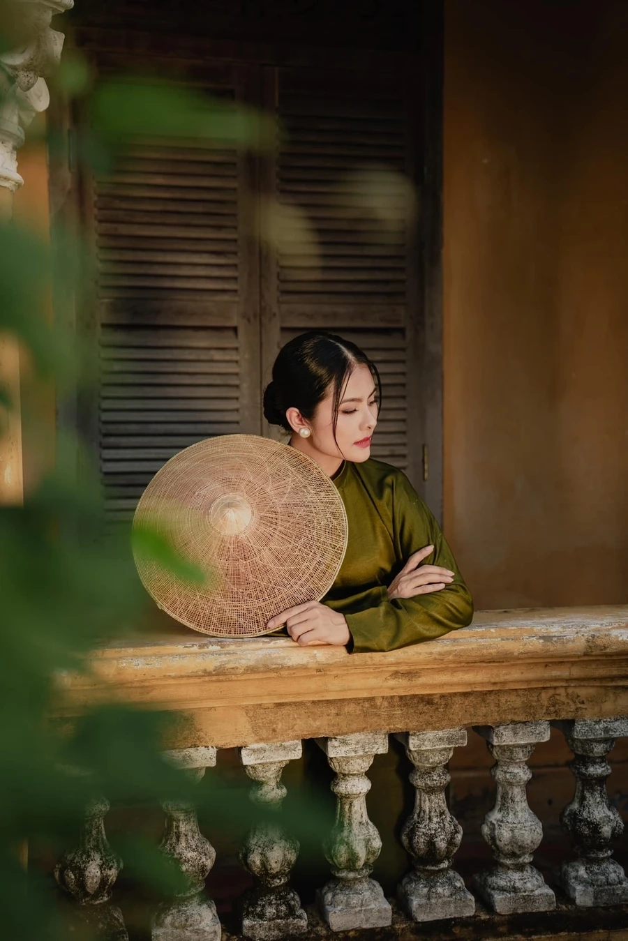 Diễn viên Vân Trang luôn nổi bật với thần thái cuốn hút