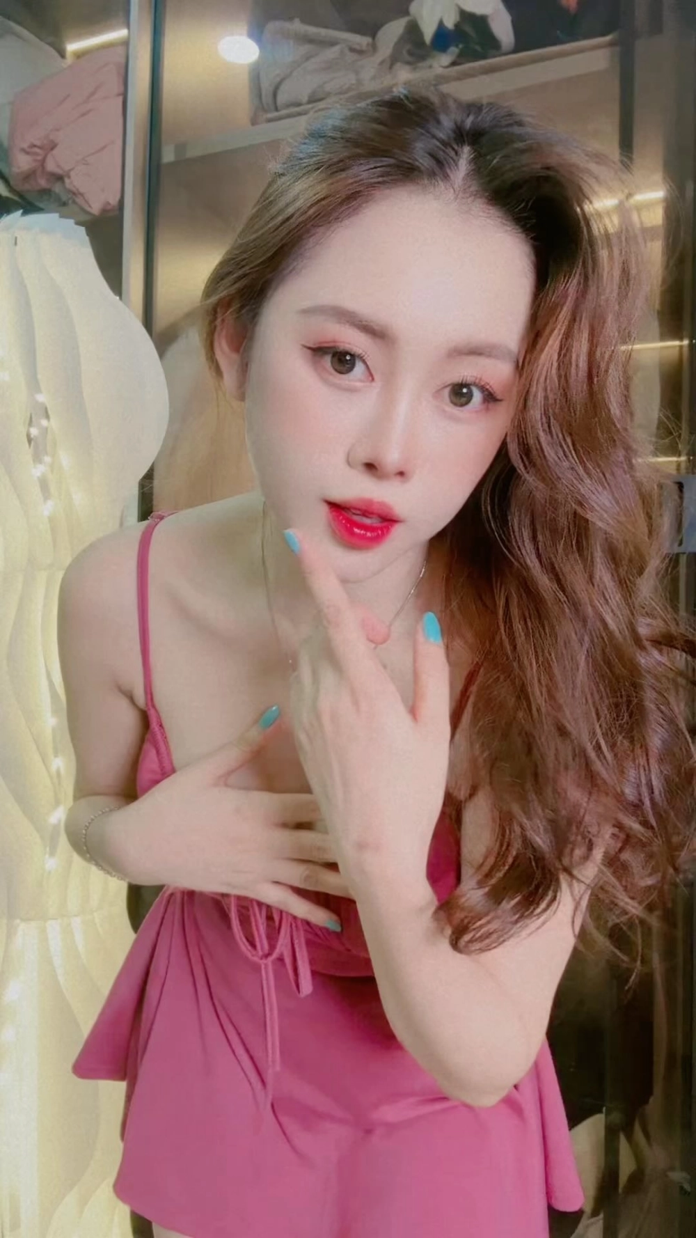 Tận hưởng trọn vẹn từng chi tiết qua Hình nền gái xinh 4k HD sống động