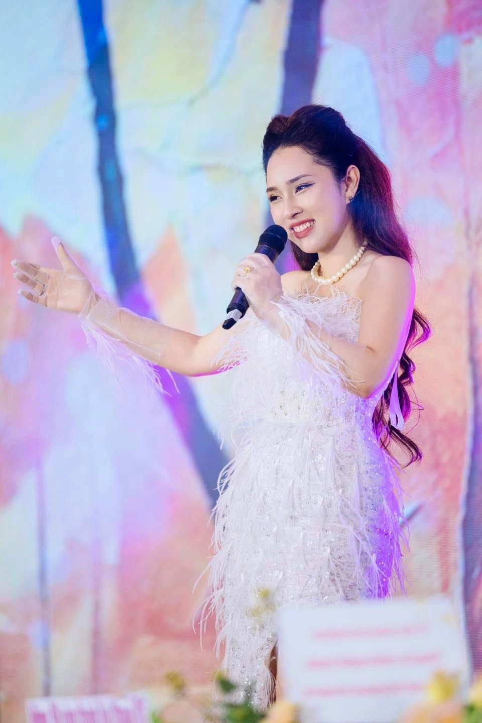 Lời bài hát Thiều Bảo Trâm triệu lý do đầy tâm trạng