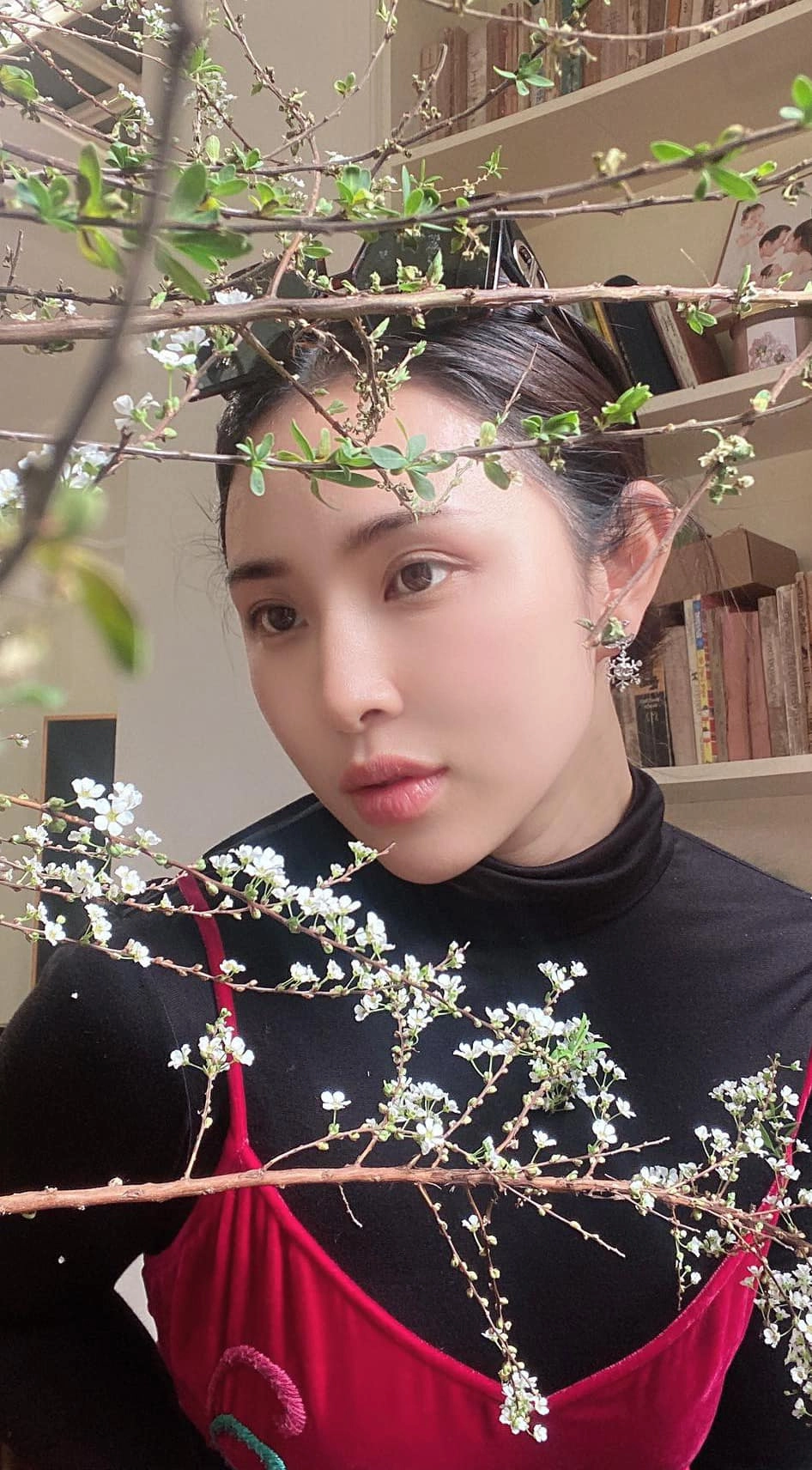 Mưa tháng 6 Thiều Bảo Trâm gợi cảm xúc nhẹ nhàng