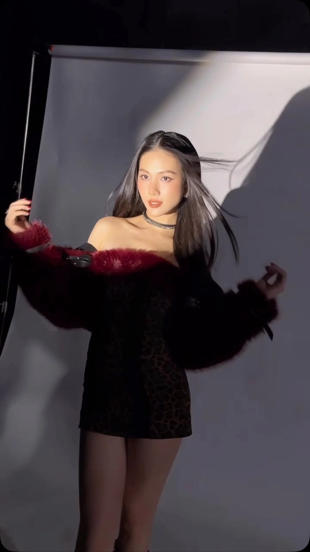 Bùi Quỳnh Hoa top mấy Miss Universe đang gây tranh luận lớn