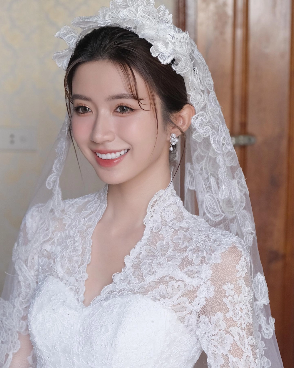 Tiểu sử của ca sĩ Ngọc Huyền