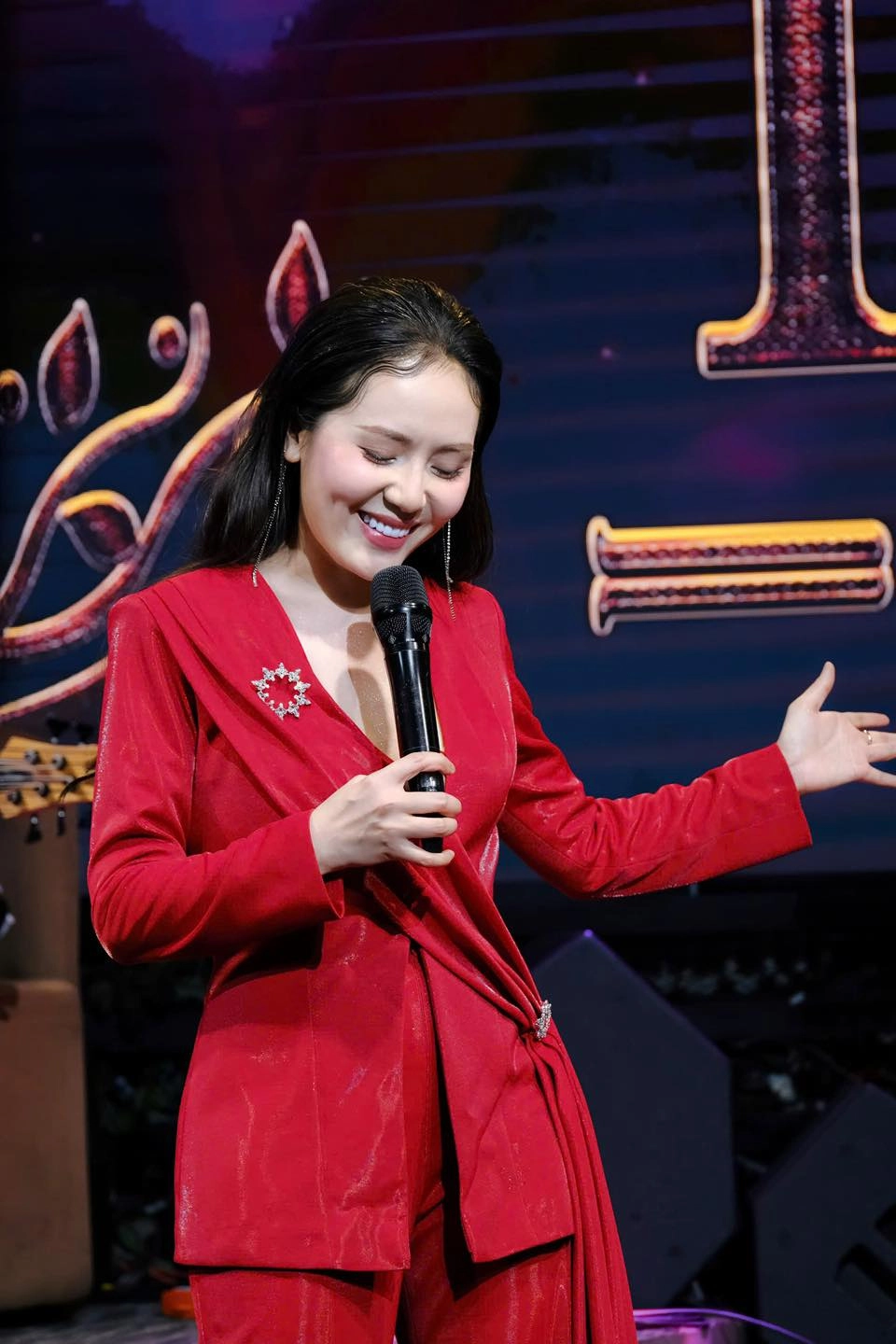 Tiểu sử của ca sĩ Phương Linh