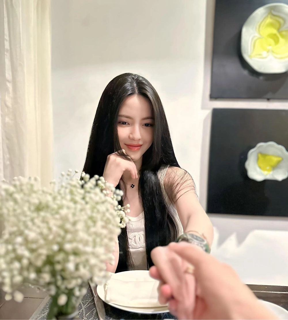 Thần thái cuốn hút của diễn viên múa chu thanh huyền trên sân khấu