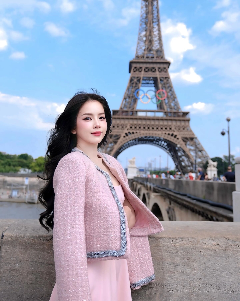 Hình ảnh mới nhất của DJ Mie đang gây bão mạng