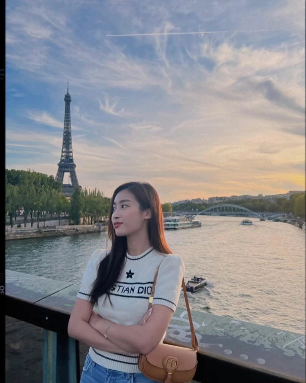 Khúc giao mùa Mỹ Linh là một ca khúc đầy lắng đọng và cảm xúc