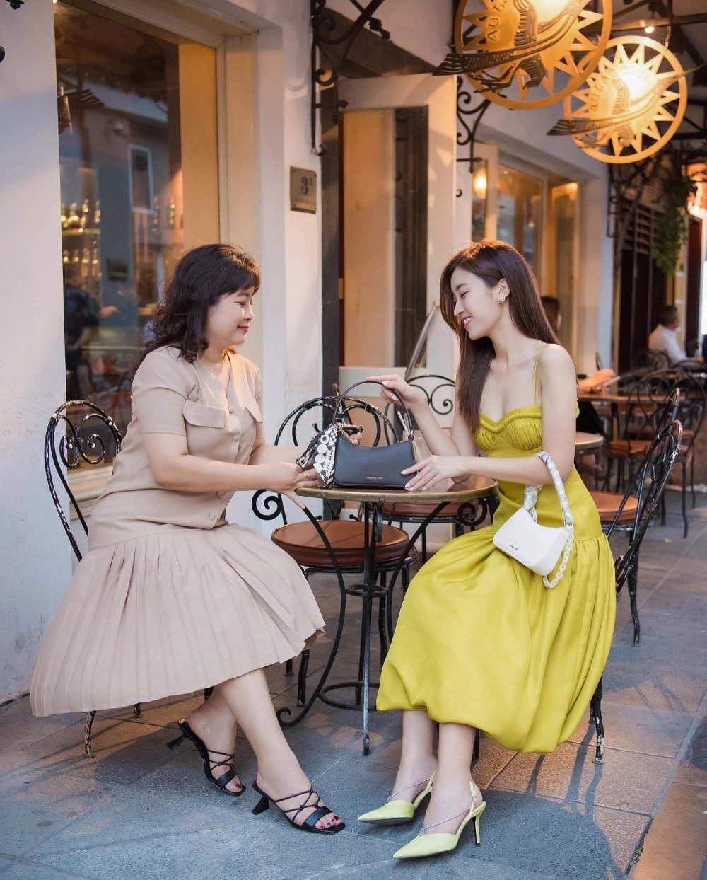 Nghe ngay các bài hát trong Mỹ Linh để tận hưởng âm nhạc tuyệt vời