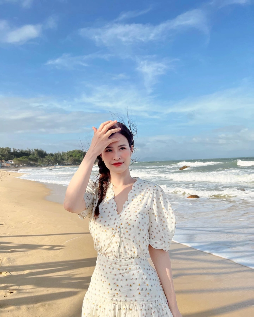 Tìm hiểu hành trình sự nghiệp qua tiểu sử Đông Nhi