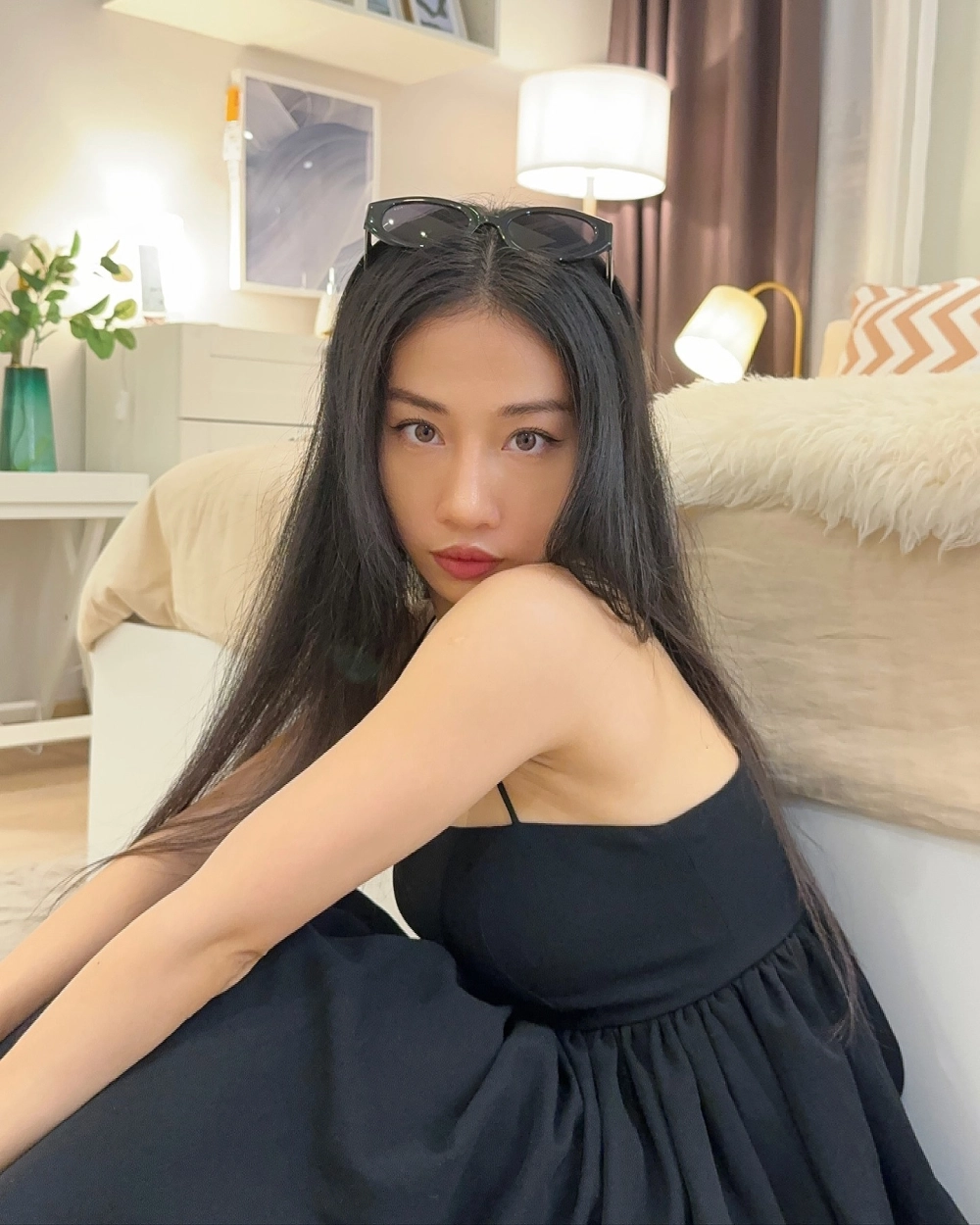 Ca Sĩ Hằng Bingboong nổi bật với chất giọng lạ và biểu cảm