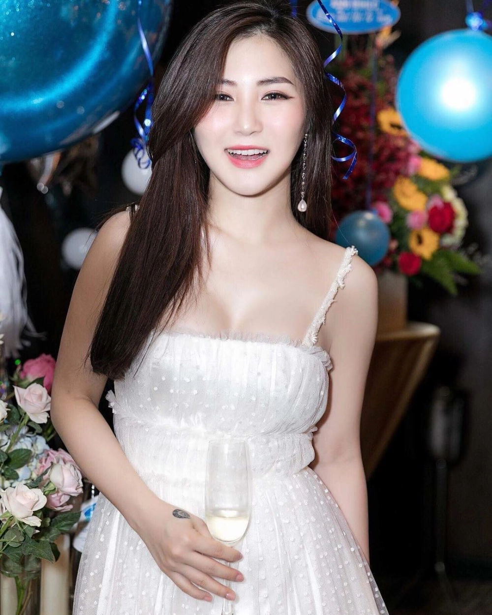 Ngại Ngùng Hương Tràm lyrics đầy tinh tế và dịu dàng