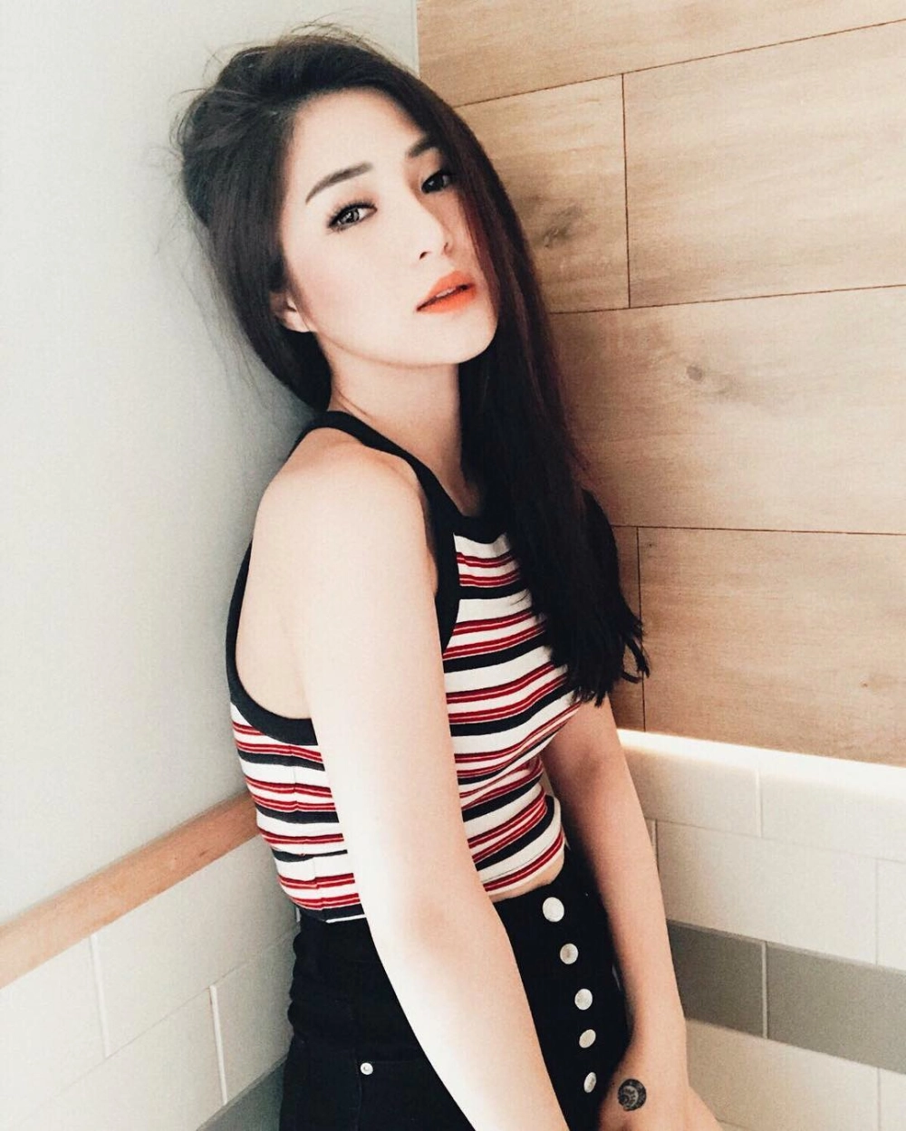 Top Hương Tràm MV triệu view khiến dân tình mê mẩn