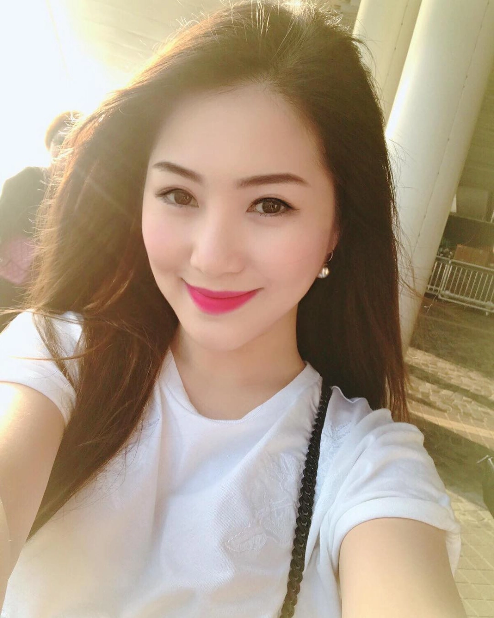 Nghe trọn album Hương Tràm đậm chất tự sự
