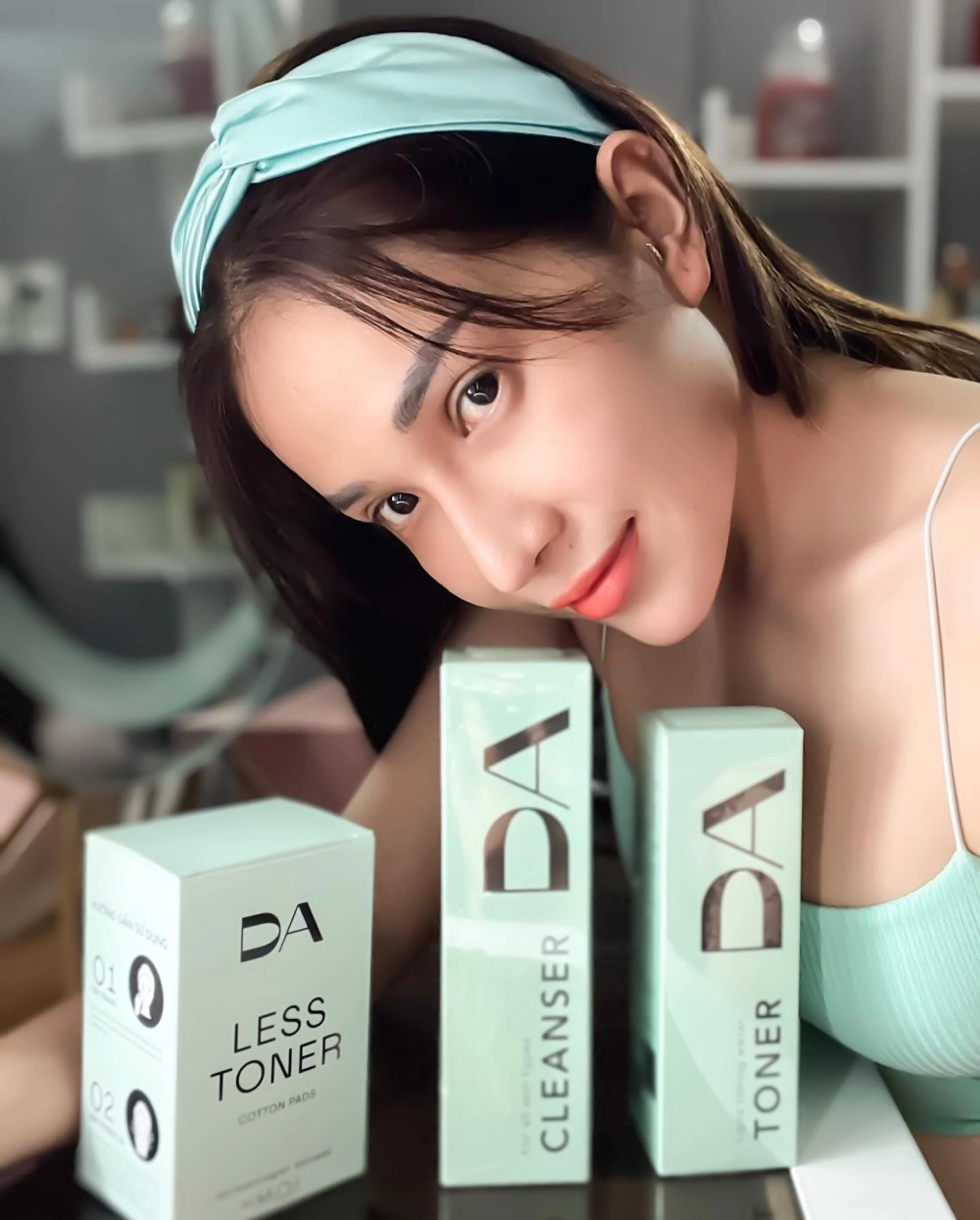 Tiểu sử của Khả Như