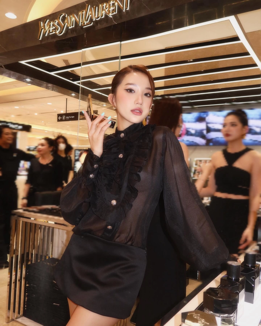 Bộ sưu tập Lê Thị Khánh Huyền ảnh đẹp khiến dân tình trầm trồ