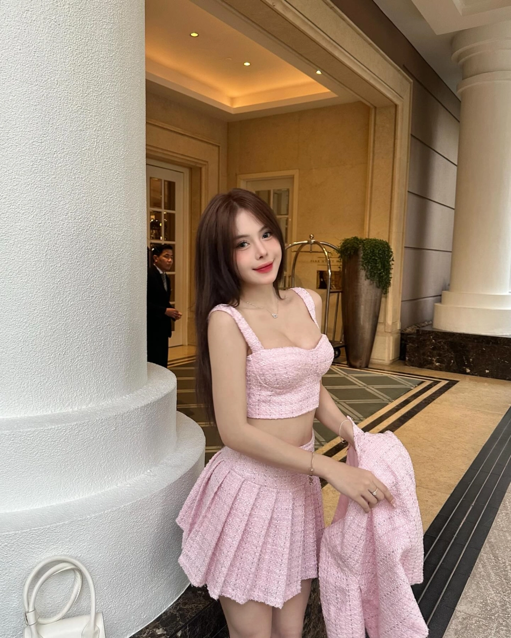 Tiktok counter Ngân Hà giúp bạn theo dõi video nổi bật của cô ấy