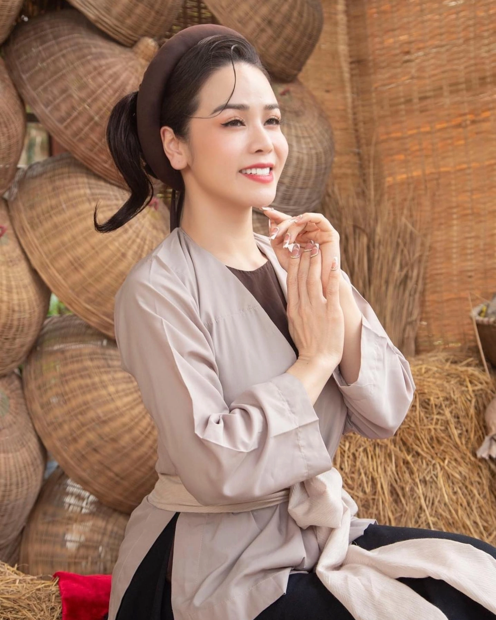 Giải đáp nhật kim anh sinh năm bao nhiêu cùng tiểu sử nổi bật