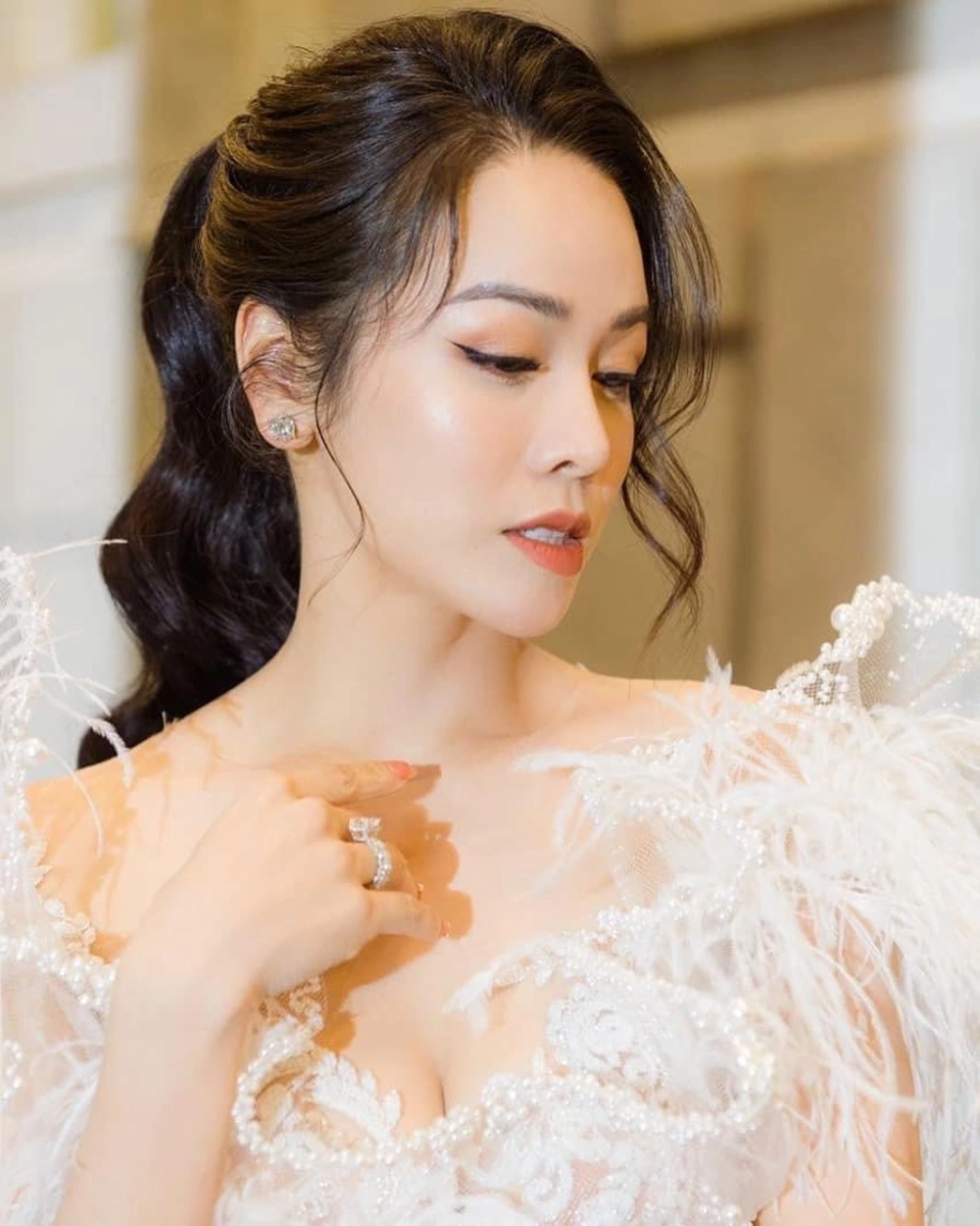 Lời bài hát nhật kim anh con ghẻ gây ám ảnh trong từng lời ca
