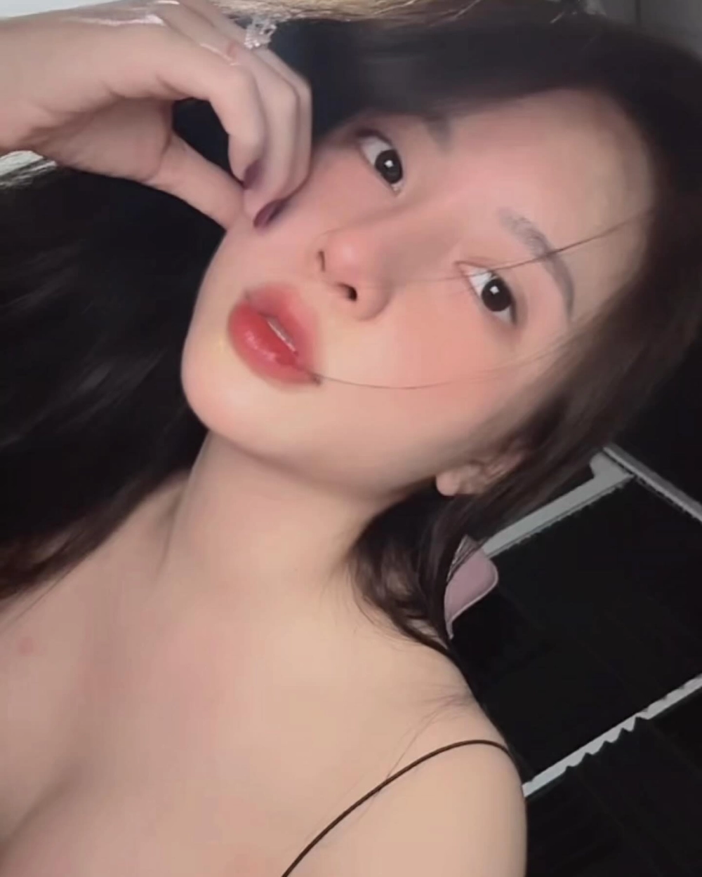 Quỳnh Trang ca sĩ là một giọng ca đầy nội lực và cảm xúc