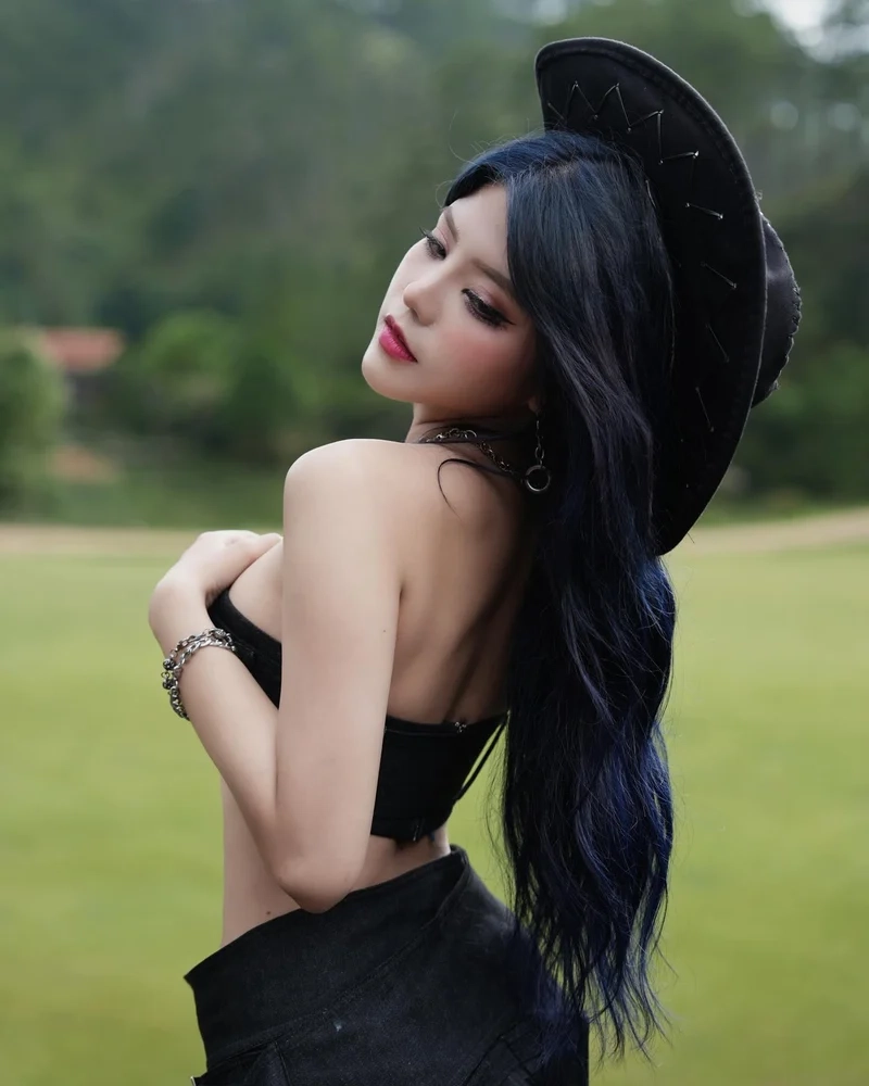 Hình ảnh dễ thương khó cưỡng của reency ngô cute