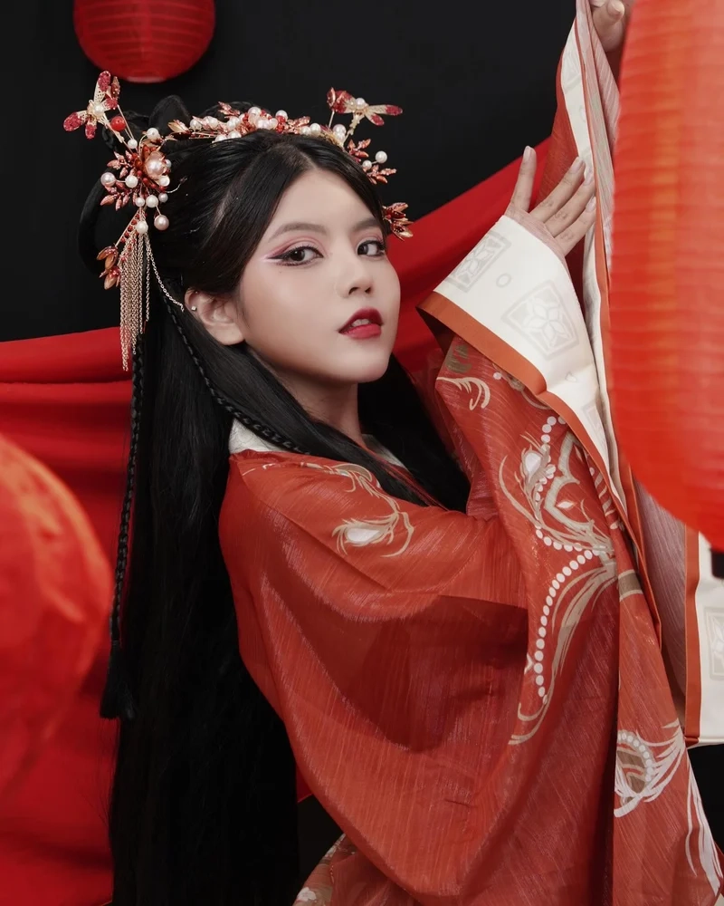 Gây thương nhớ bởi reency ngô phong cách học đường