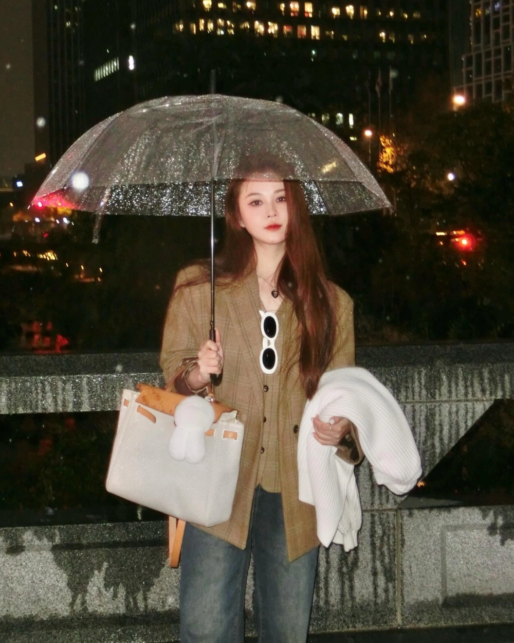 Ribi Sachi là ai mà khiến cộng đồng mạng phát sốt