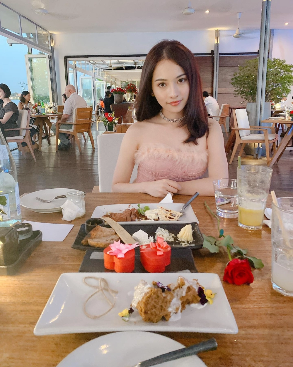 Sara lưu phốt là chủ đề khiến khán giả bàn tán nhiều