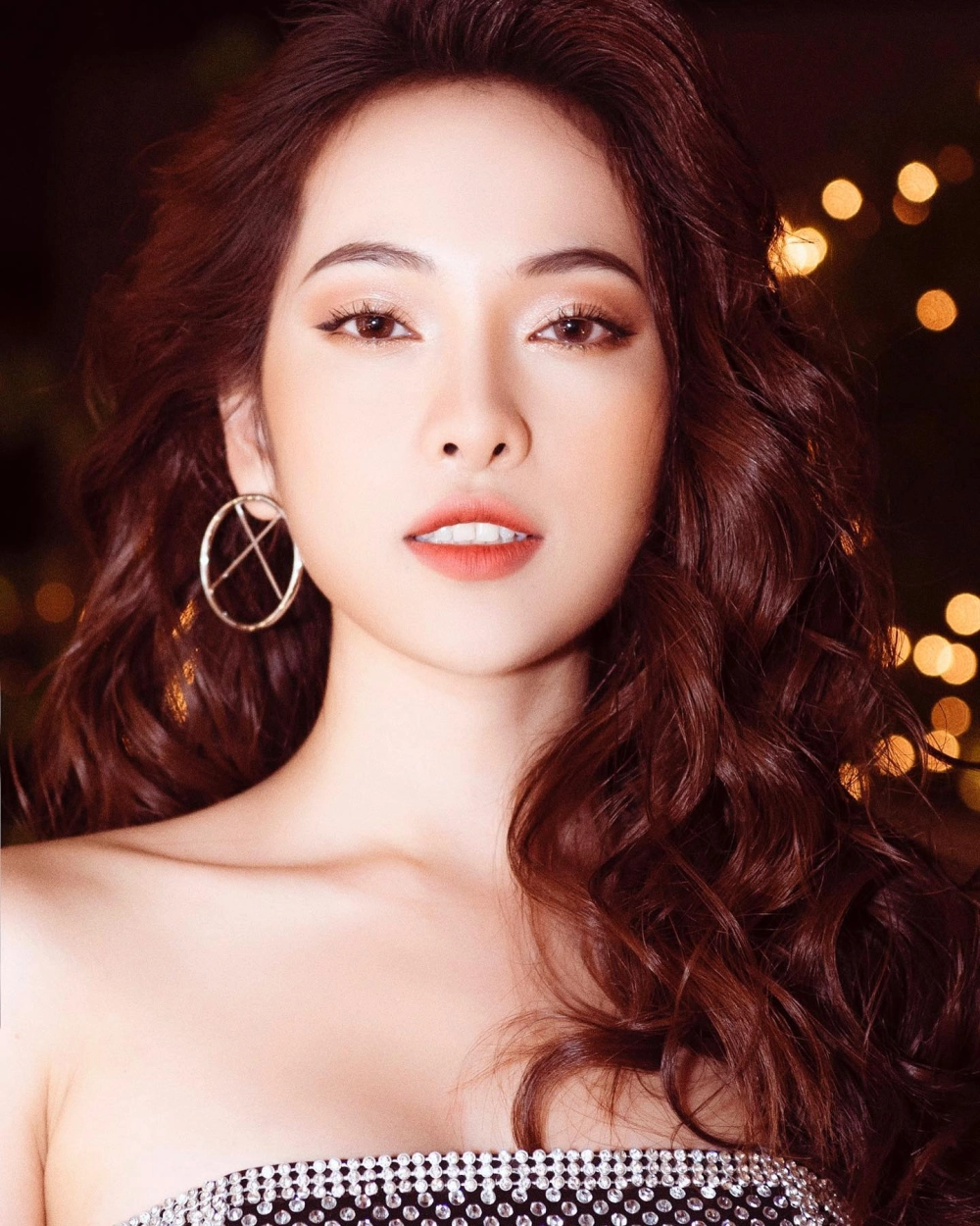 Sara Lưu đừng như thói quen là bản hit gắn liền tên tuổi cô