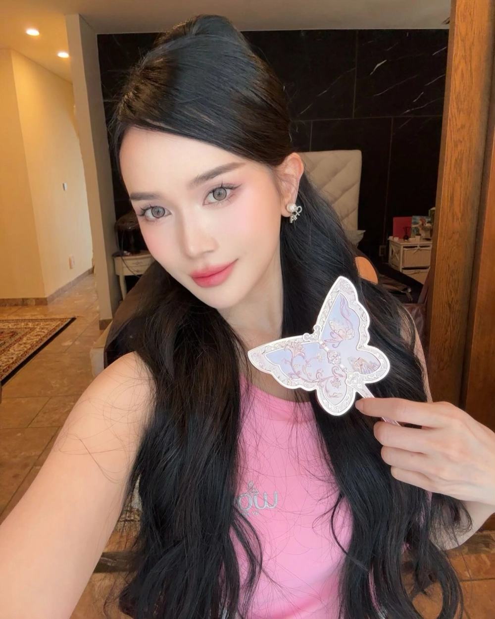 Góc nhìn gần gũi về Nghệ Sĩ Thanh Bạch Bao Nhiêu Tuổi